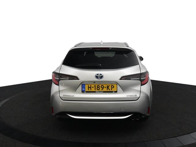 Toyota COROLLA Touring Sports 2.0 Hybrid Business Plus | Stoelverwarming | Draadloos Telefoonlader | Keyless Entry |