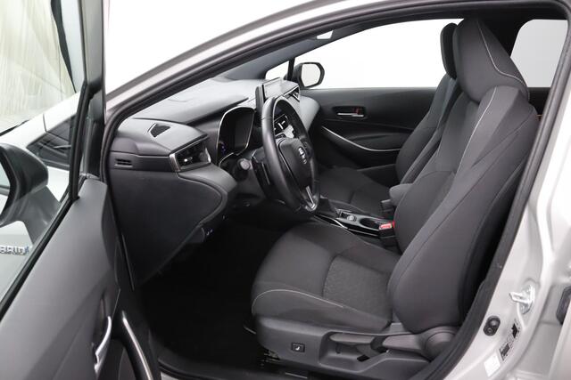 Toyota COROLLA Touring Sports 2.0 Hybrid Business Plus | Stoelverwarming | Draadloos Telefoonlader | Keyless Entry |