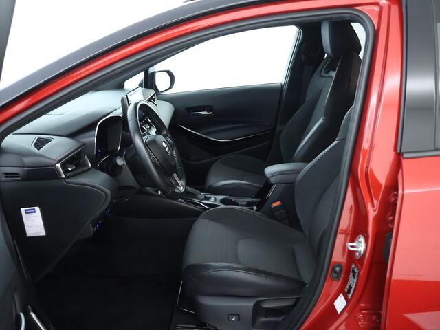 Toyota COROLLA Touring Sports 1.8 Hybrid Executive | Parkeersensoren | Trekhaak |