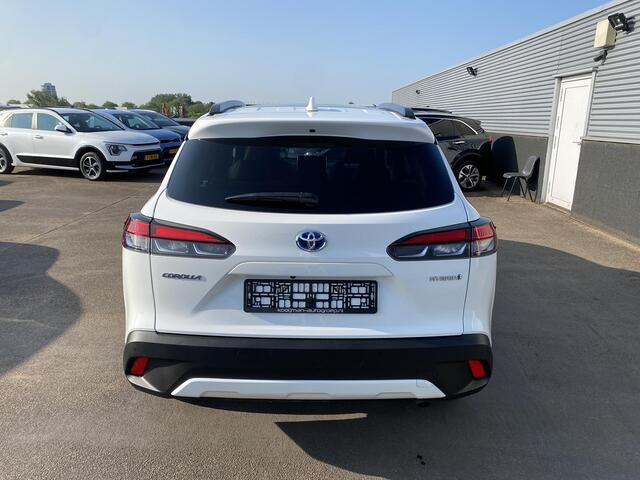 Toyota COROLLA Cross Hybrid 200 Executive edition | Panoramadak | Dodehoek detectie | Keyless | Apple CarPlay/Android Auto | Stoelverwarming | Elektr. bedienbare achterklep |