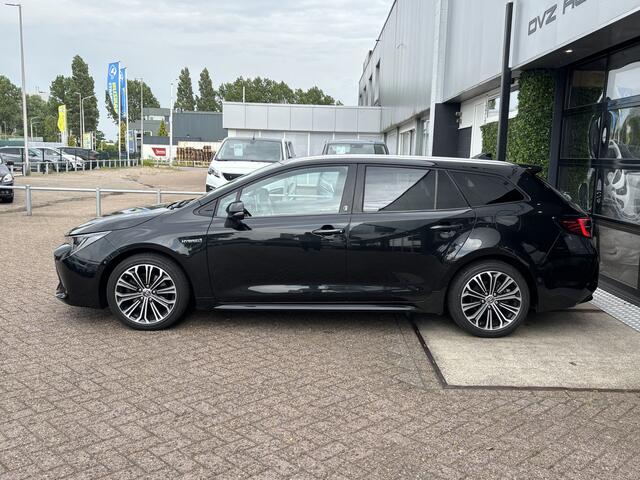 Toyota COROLLA Touring Sports 1.8 Hybrid TeamNL | ACC | Dodehoek | Carplay | Trekhaak |