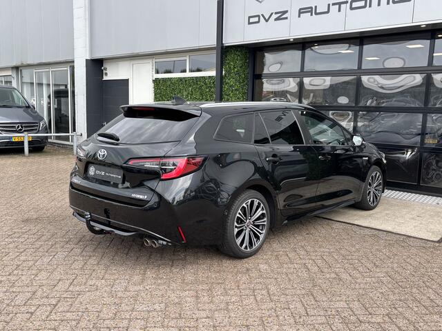Toyota COROLLA Touring Sports 1.8 Hybrid TeamNL | ACC | Dodehoek | Carplay | Trekhaak |