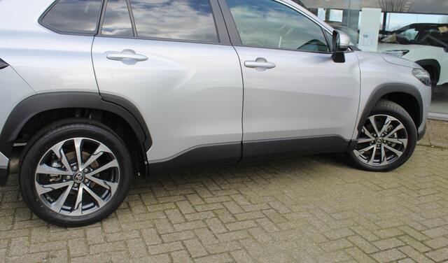 Toyota COROLLA Hybrid 140 Style | Sensoren v/a | El. Achterklep | Stoel- & Stuu