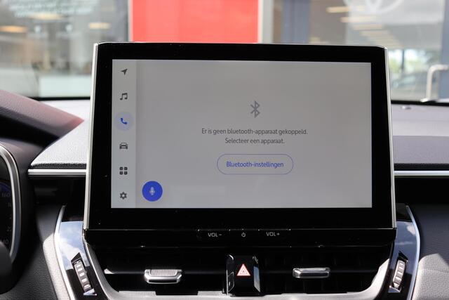 Toyota COROLLA Cross Hybrid 200 Style, ¤1750 Inruilpremie, BSM, Apple Carplay & Android Auto, Stoelverwarming, Navigatie, Parkeersensoren voor en achter!