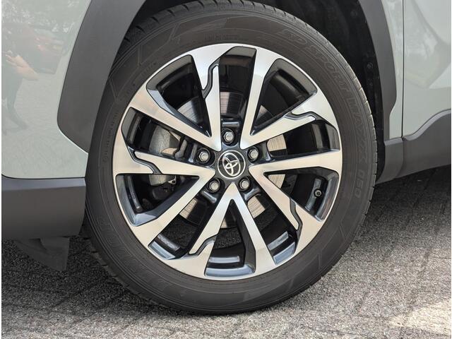 Toyota COROLLA Cross Hybrid 140 Style | BSM | ACC | PDC V+A | Stoel- stuurverwarming | Elek. achterklep | Qi-lader | Camera