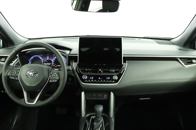 Toyota COROLLA Cross Hybrid 140 Active | AKTIEPRIJS ¤3000,- KORTING | Direct Beschikbaar | Nieuwe Auto |
