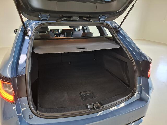Toyota COROLLA Touring Sports 1.8 Hybrid First Edition | Dealeronderhouden | Carplay |