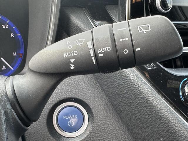 Toyota COROLLA Touring Sports 1.8 Hybrid Business Plus