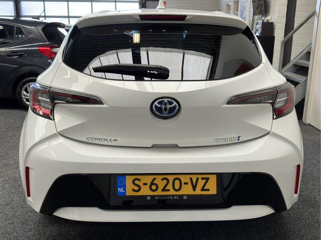 Toyota COROLLA 1.8 HYBRID CRUISE CONTROL CLIMATE CONTROL RIJSTROOKSENSOREN BLUETOOTH TELEFOON ACHTERUITRIJCAMERA ZEER MOOI ! 3010