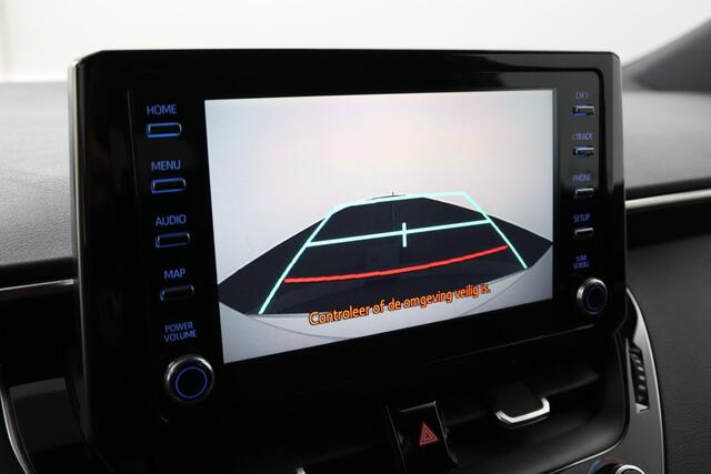 Toyota COROLLA 1.8 Hybrid Bi Tone Plus | Stoel stuur en voorruitverwarming | Parkeercamera | Keyless start |