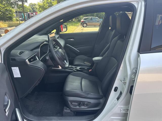 Toyota COROLLA Cross Hybrid 200 Executive | 06-10141018 Voor meer informatie