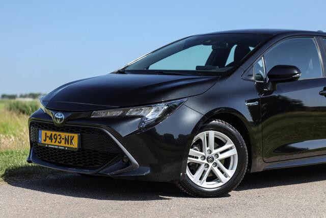 Toyota COROLLA 1.8 Hybrid Business ? LED ? ACC ? Carplay