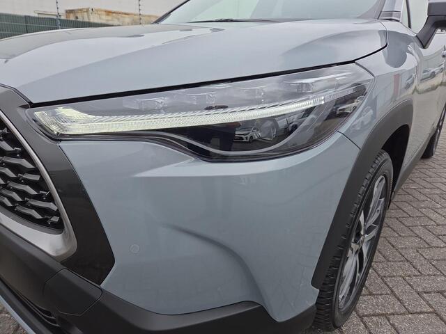Toyota COROLLA Cross Hybrid 140 Style