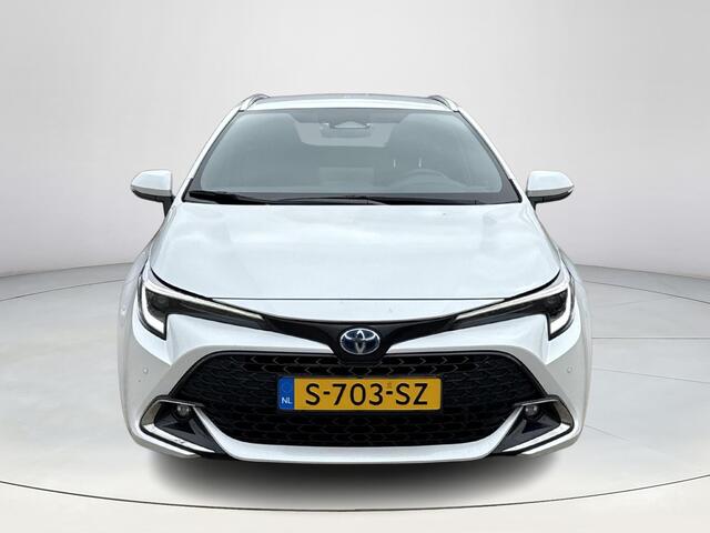 Toyota COROLLA Touring Sports 1.8 Hybrid First Edition **MODELJAAR 2023/ NAVIGATIE/ STOELVERWARMING**