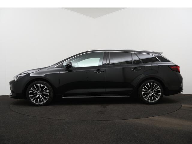 Toyota COROLLA Touring Sports 1.8 Hybrid First Edition | Camera | Parkeersensoren | LM velgen | Stoelverwarming | Climate Control | TLFS CF Ryan