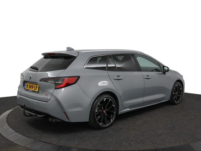 Toyota COROLLA Touring Sports 2.0 Hybrid Business GR-Sport | Trekhaak | Camera | Navigatie | Apple Carplay | Sensoren |