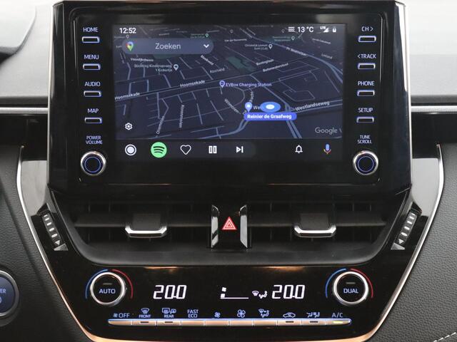 Toyota COROLLA Touring Sports 1.8 Hybrid First Edition Bi-Tone