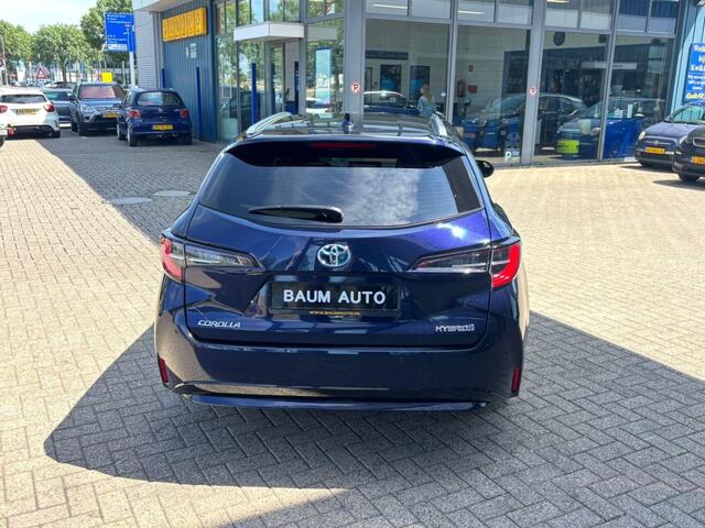 Toyota COROLLA 1.8 HYBRID 122PK SPORTS AUTOMAAT NAVI PDC SMART SAFETY+