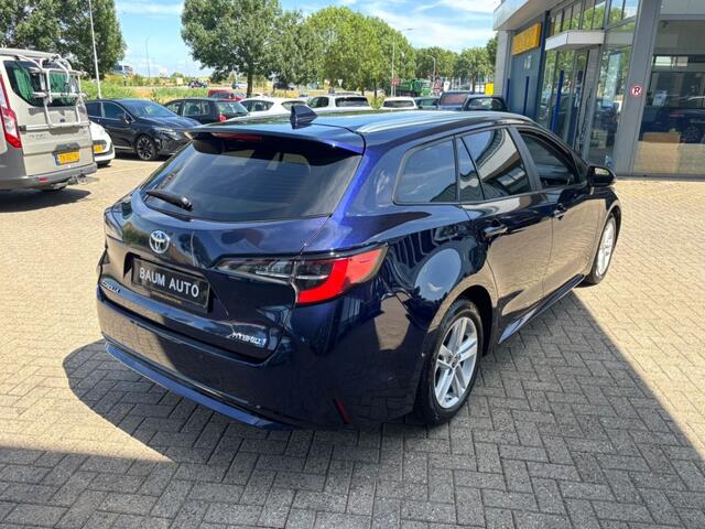 Toyota COROLLA 1.8 HYBRID 122PK SPORTS AUTOMAAT NAVI PDC SMART SAFETY+