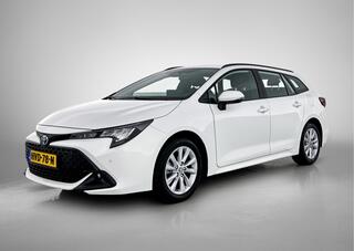 toyota-corolla-touring-sports-hybri