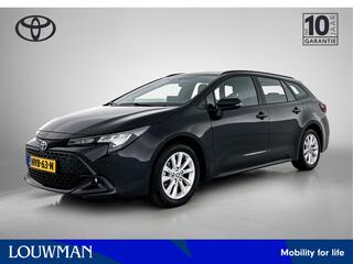 toyota-corolla-touring-sports-hybri