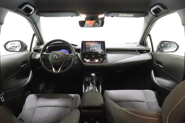 Toyota COROLLA Touring Sports 1.8 Hybrid First Edition, 17" Lm velgen, Apple Carplay/Android Auto, NAVI, Climate & Cruise control!