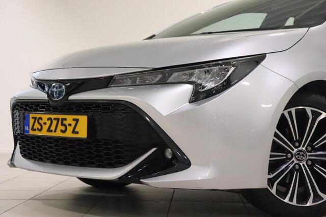 Toyota COROLLA Touring Sports 1.8 Hybrid First Edition, 17" Lm velgen, Apple Carplay/Android Auto, NAVI, Climate & Cruise control!