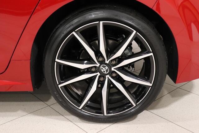 Toyota COROLLA Hybrid 140 GR Sport, Pano Pack, Trekhaak, Apple Carplay/Android Auto, Sensoren, JBL, BSM!
