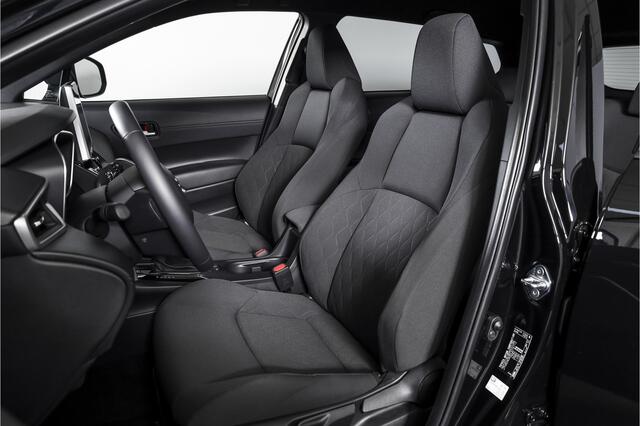 Toyota COROLLA Cross Hybrid 140 Style | Dig. Cockpit | Adapt. Cruise | Stoel+-Stuurverw. | Trekhaak | PDC | Camera | NAV+App. Connect | Elek. Klep | ECC | LM 18" |