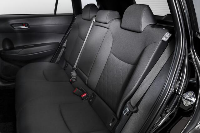 Toyota COROLLA Cross Hybrid 140 Style | Dig. Cockpit | Adapt. Cruise | Stoel+-Stuurverw. | Trekhaak | PDC | Camera | NAV+App. Connect | Elek. Klep | ECC | LM 18" |
