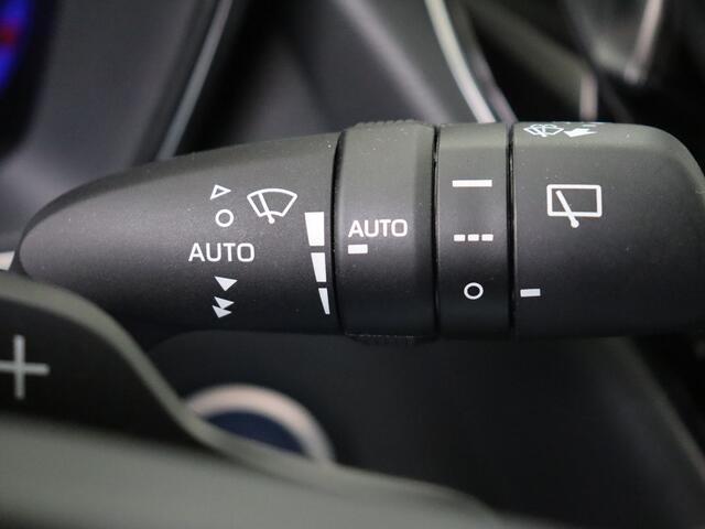 Toyota COROLLA Touring Sports 2.0 Hybrid Executive I Navigatie I Climate Control I Cruise Control I Camera I Stoelverwarming | LOUWMAN Onderhouden I Trekhaak I Keyless Entry/Start I