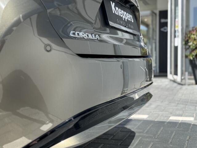 Toyota COROLLA Touring Sports 1.8 Hybrid Style Dodehoeksensor. Parkeersensoren V+A, Apple Carplay/Android Auto , All-in Rijklaarprijs