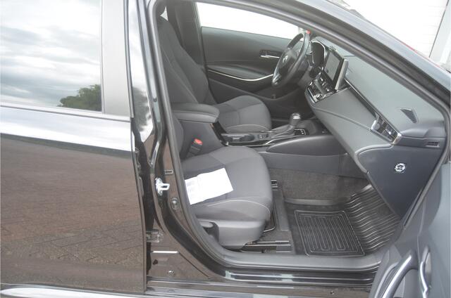 Toyota COROLLA Touring Sports stuur en stoelverwarm. 12 mnd gar. 1.8 Hybrid