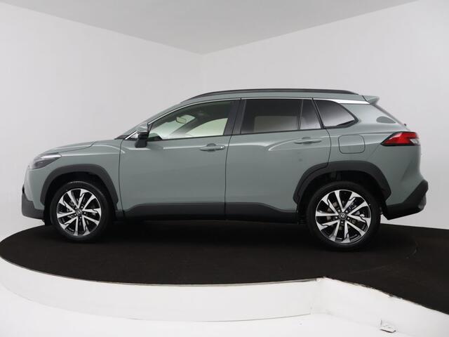 Toyota COROLLA Cross Hybrid 200 Style | Voorraad auto snel rijden |