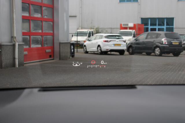 Toyota COROLLA Touring Sports 1.8 Hybrid Business Intro Trekhaak/Adaptive/Head Up