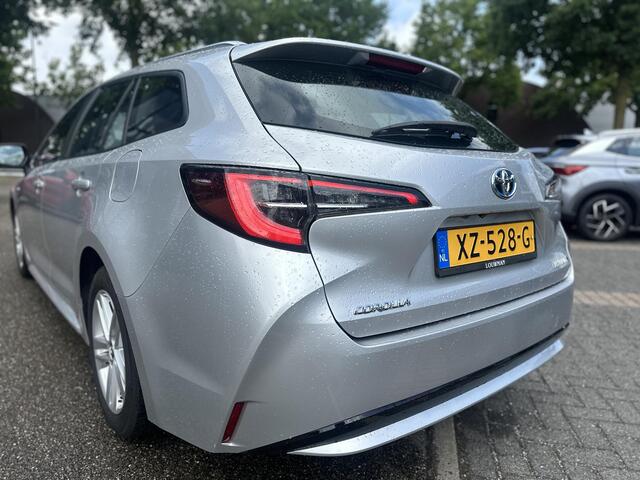 Toyota COROLLA Touring Sports 1.8 Hybrid Active ORIG. NL. NAP KM. | CAMERA DEALER ONDERHOUDEN | 10 JAAR TOYOTAGARANTIE