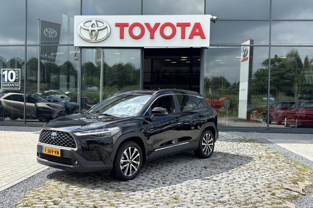Toyota COROLLA Cross 2.0 High Power Hybrid First Edition Trekhaak, BSM, All season, Navi.