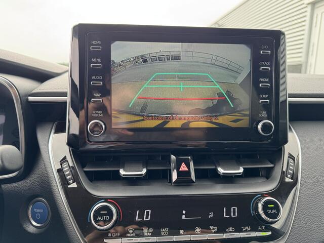 Toyota COROLLA 1.8 Hybrid Executive Zeer nette auto, navigatie, dodehoek detectie, camera, keyless, stoel- & stuurverwarming, adaptieve cruise control, draadloos telefoonladen