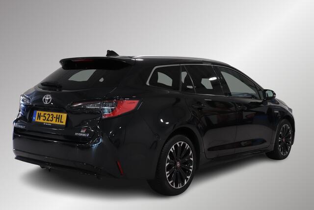 Toyota COROLLA Touring Sports 1.8 Hybrid GR-Sport, Trekhaak, LM-velgen, Parkeersensoren, Apple Carplay/Android Auto!
