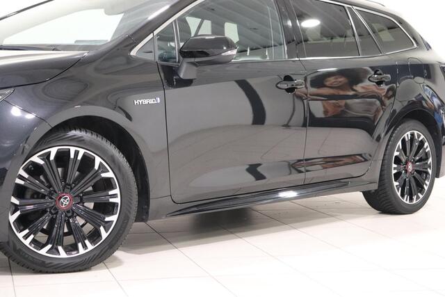 Toyota COROLLA Touring Sports 1.8 Hybrid GR-Sport, Trekhaak, LM-velgen, Parkeersensoren, Apple Carplay/Android Auto!