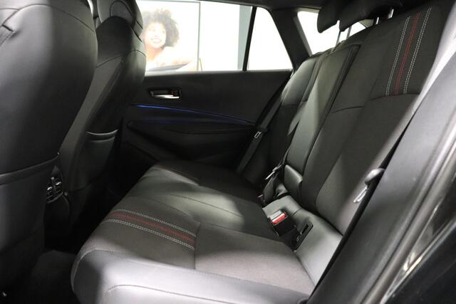 Toyota COROLLA Touring Sports 1.8 Hybrid GR-Sport, Trekhaak, LM-velgen, Parkeersensoren, Apple Carplay/Android Auto!
