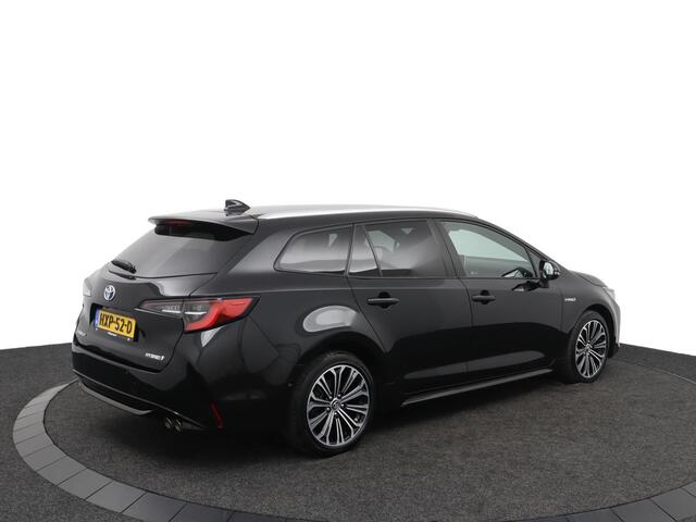 Toyota COROLLA Touring Sports 2.0 Hybrid Trek | Stuur-stoel en voorruit verwarming | Parkeersensoren voor en achter |
