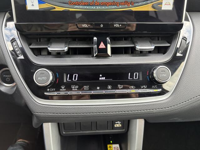 Toyota COROLLA Cross Hybrid 200 Dynamic | Elektrische achterklep | Apple Carplay / Android auto | Navi | Keyless entry & start | Toyota garantie tot 2034!