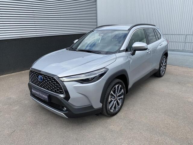 Toyota COROLLA Cross Hybrid 140 Dynamic Adaptieve cruise control, navigatie Apple CarPlay/Android Auto, draadloze telefoonlader, keyless