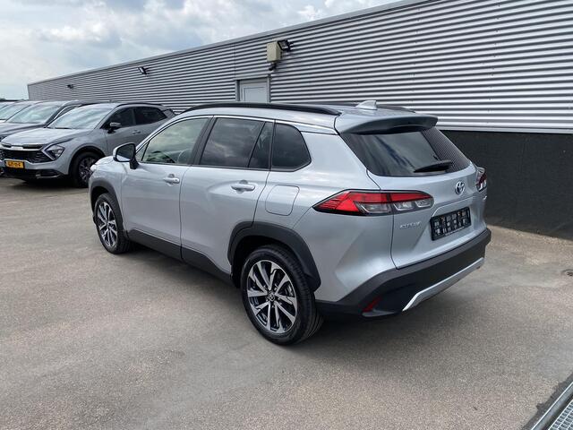 Toyota COROLLA Cross Hybrid 140 Dynamic Adaptieve cruise control, navigatie Apple CarPlay/Android Auto, draadloze telefoonlader, keyless