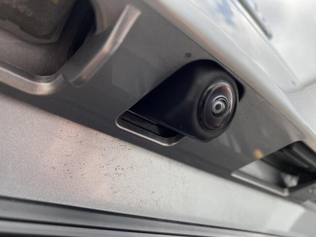 Toyota COROLLA Cross Hybrid 140 Dynamic Adaptieve cruise control, navigatie Apple CarPlay/Android Auto, draadloze telefoonlader, keyless