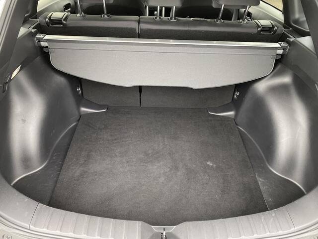 Toyota COROLLA Cross Hybrid 140 Dynamic Adaptieve cruise control, navigatie Apple CarPlay/Android Auto, draadloze telefoonlader, keyless