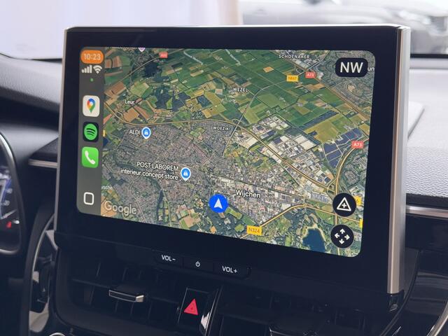 Toyota COROLLA Cross HYBRID 140 STYLE LED KEYLESS CARPLAY NAVI CAMERA STOEL/STUUR VERW. ELEK.KLEP ADAP CRUISE PDC 11/2024