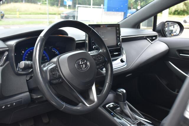 Toyota COROLLA Touring Sports 2.0 Hybrid Dynamic Stuur/Stoelverwarming | Adap-Cruise | BSM | 100% Toyota Onderhouden 12 mnd BOVAG garantie Whatsapp 06-53188999