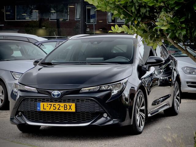 Toyota COROLLA Touring Sports 1.8 HYBRID PLUS-EDTION AUT LEDER NAVI CAMERA AIRCO LED LMV PDC